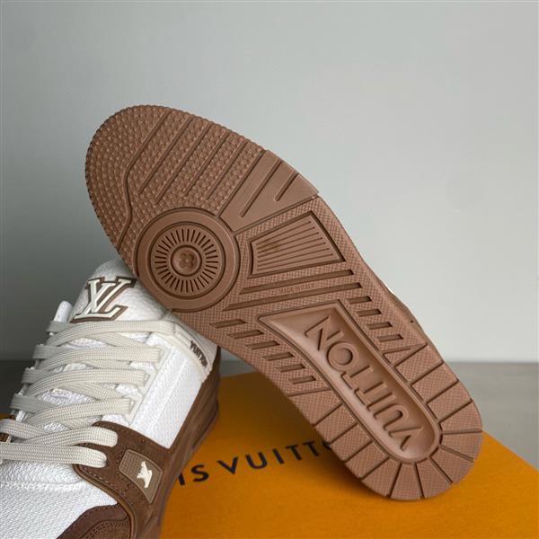 20251128154046179 390